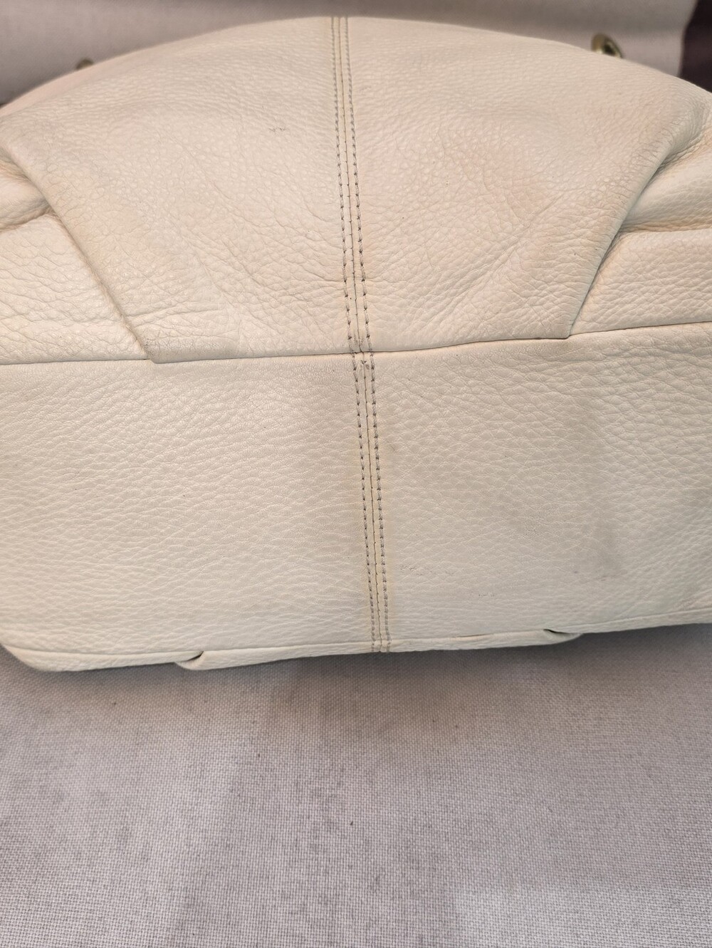 Coach Brook Leather Hobo Cream, Slouchy - Picture 13 of 16